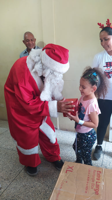 Christmas in Pavia, Barquisimeto, Estado Lara. Mycybermarkets-giving presents the Charity Project.