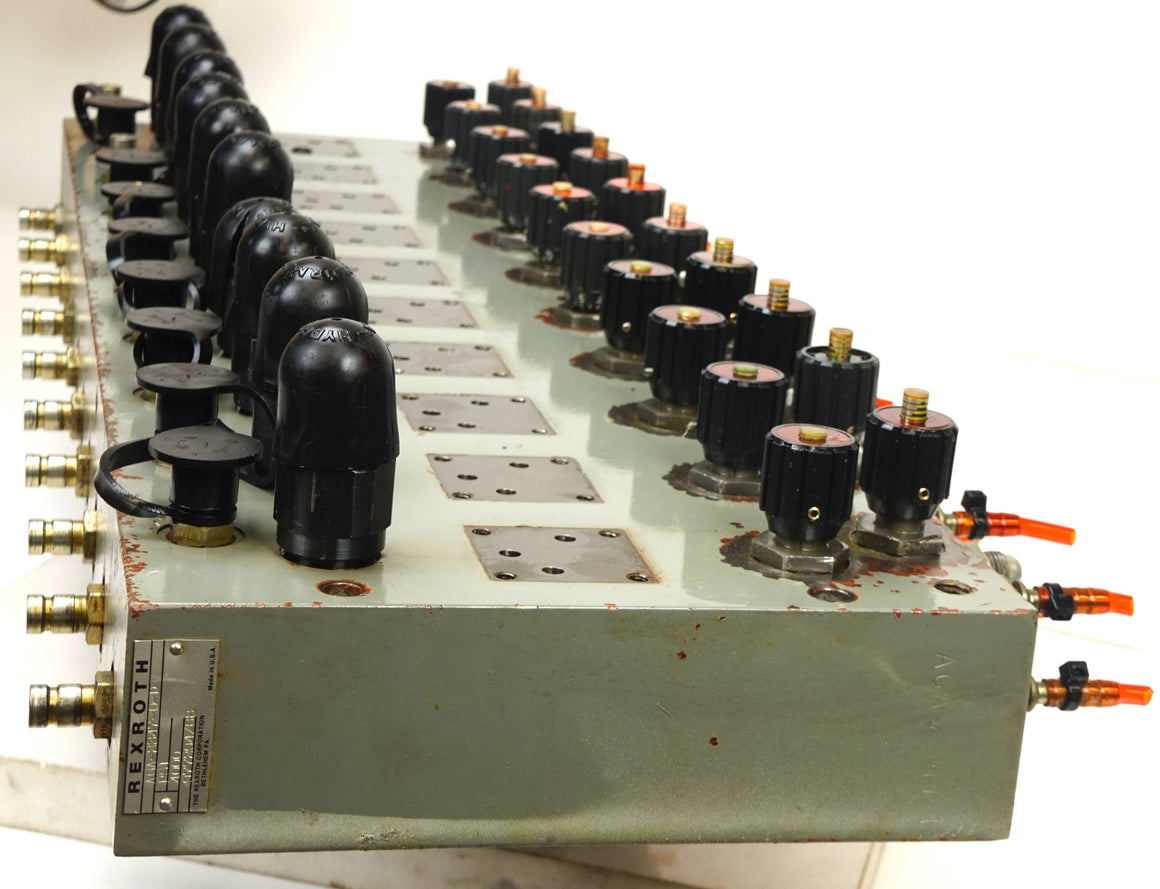 Bosch Rexroth AGA-2347-0-D Station Manifold for 10 Hydraulic Valves M-3SE6