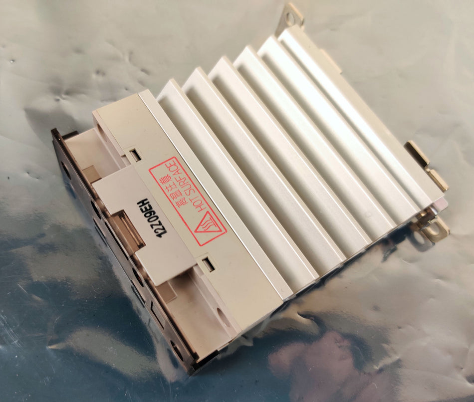 Omron G3PE-225B Single Phase Solid State Relay 12-24V