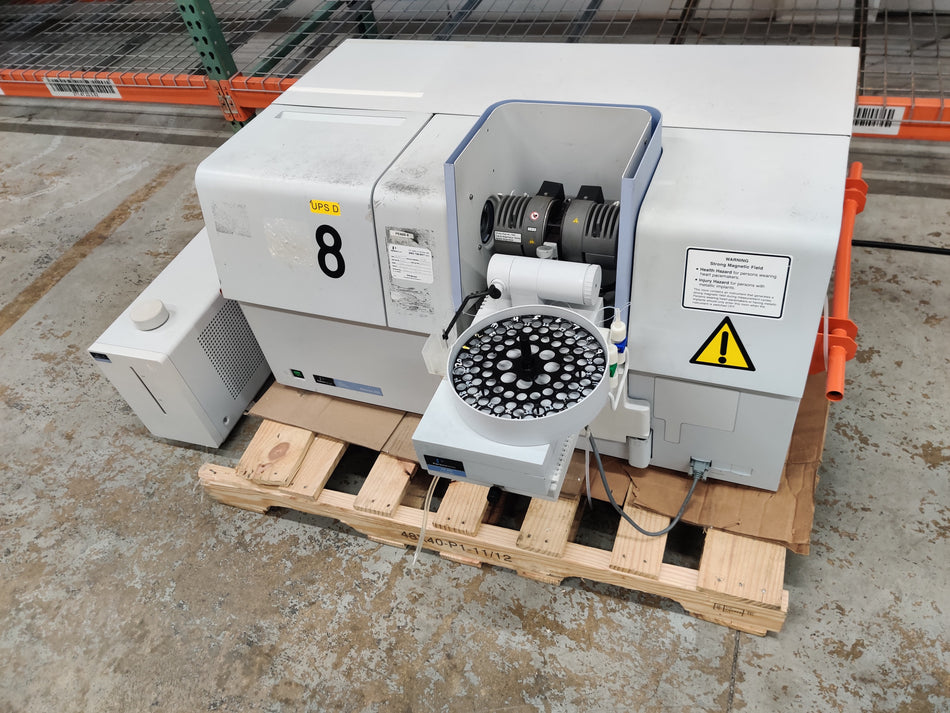 PerkinElmer PerkinElmer AAnalyst 600 Atomic Absorption Spectrometer with AS-800 Autosampler