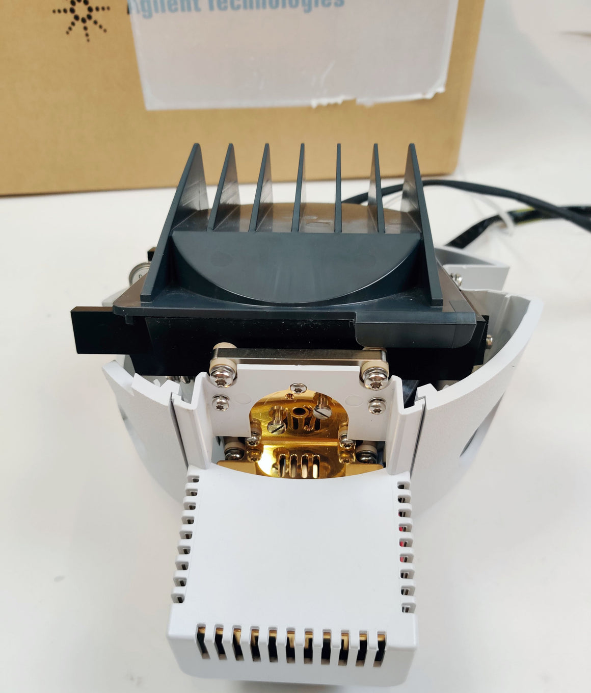Agilent G1958-65271 Dual Spray Jet Stream ESI Source w Two G1946-67260 Microflow