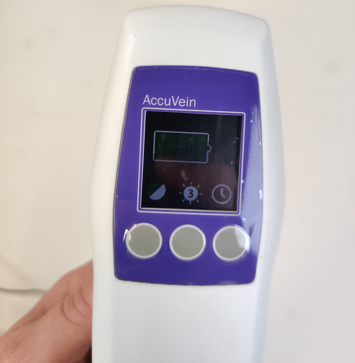 Accuvein AV500 Portable UV Light Vein Finder with Stand, Charger, - 