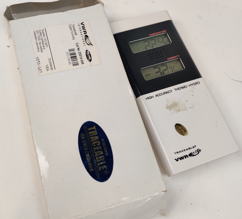 VWR 35519-046 Traceable Temperature and Humidity Data Logger Thermo-Hygro