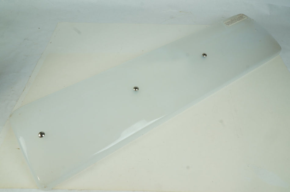 L.C Doane M16377/11-001 7 x 28" Fluorescent Lamp window. Diffusing White