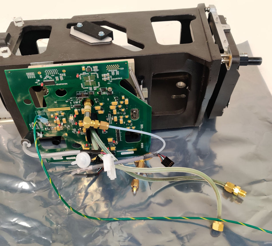 PerkinElmer Optima ICP N069-1129 Optical Unit w Vega Plus Controller Working