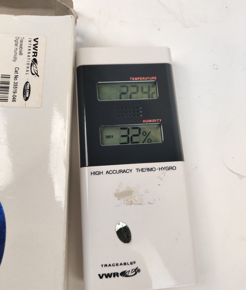 VWR 35519-046 Traceable Temperature and Humidity Data Logger Thermo-Hygro