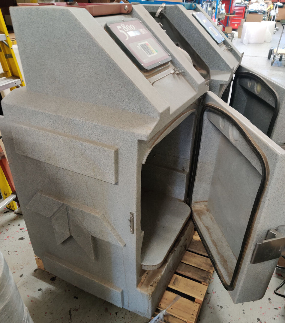 Teledyne ISCO Model 5800 Refrigerated Wastewater Composite Autosampler. Working