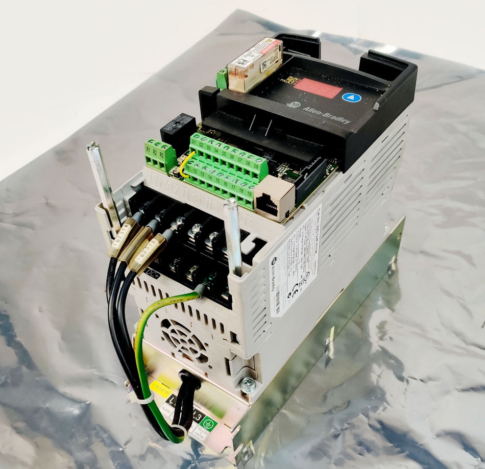 Allen Bradley PowerFlex 40P 1.0HP VFD 480V 22D-D2P3N104 ser A 22-RF012-BL Filter