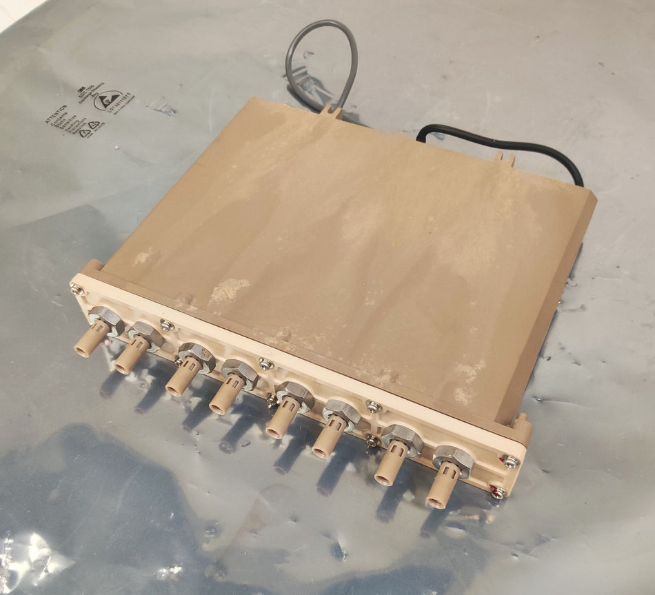 Agilent G1322-60001 Vacuum Degasser Chamber w Sensor Assy for G1322A 1100 1200