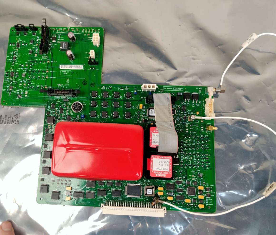 Agilent G1946A Mass Spectrometer G1946-60250 Z Analyzer Board 1100 series Tested