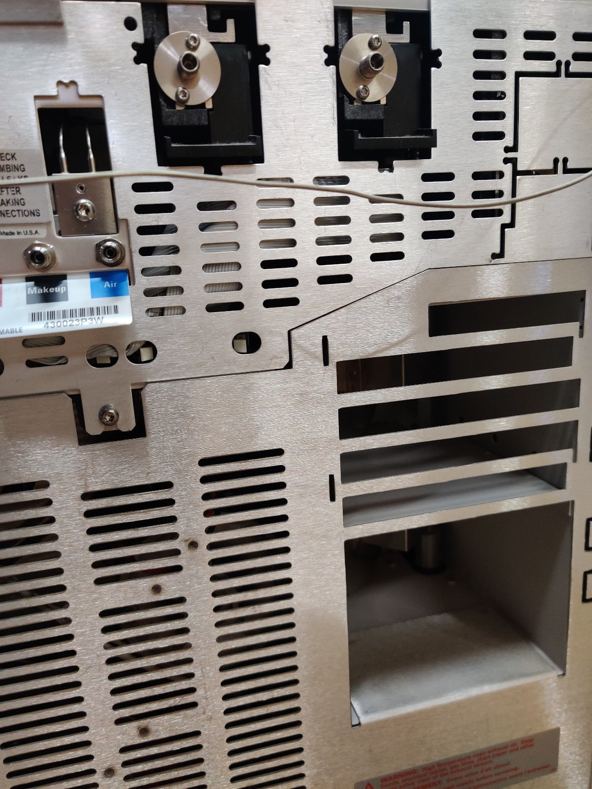 Agilent 6890N Network Gas Chromatograph G1530N with FID and NPD Detector Tested