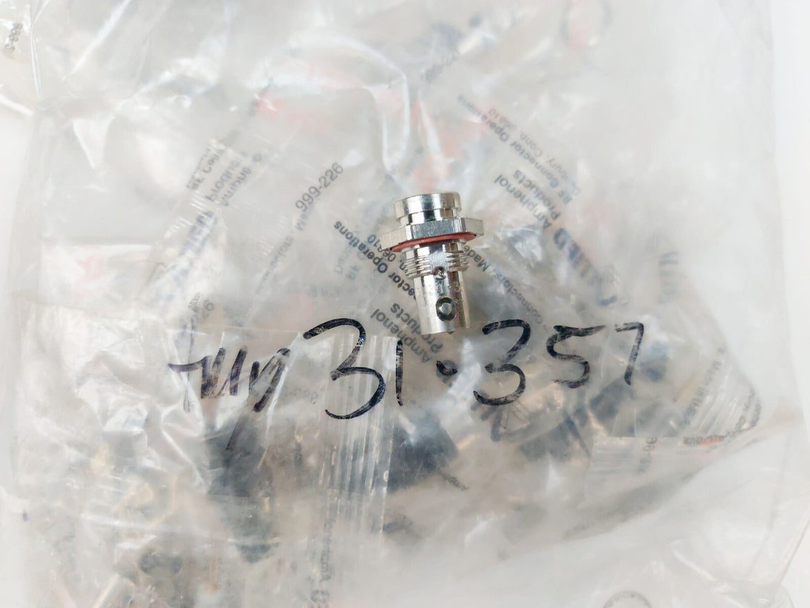 Lot of 5 Amphenol 31-357 (999-226) RF Coaxial Connector BNC Male 50Ohm