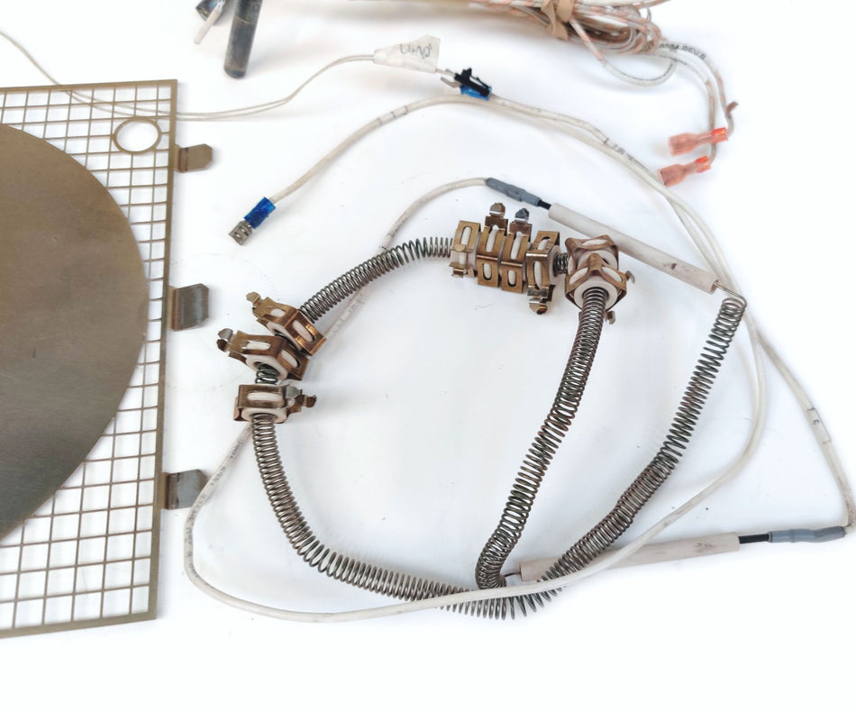 PerkinElmer N6100058 Oven Coil / Heater Shroud 120V for Clarus 580 GC. Working