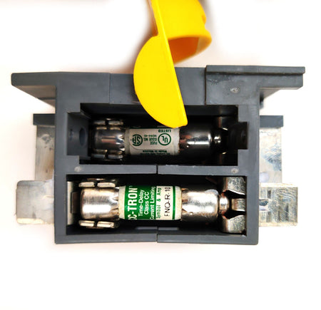 Bussmann Optima OPM-1038R Fuse Holder 600V 30A 3 Poles Class CC w FNQ-R-10 10pcs