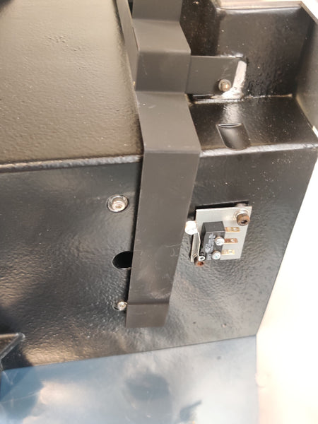 Perkin Elmer Polarimeter 341 / 343 Sample Compartment