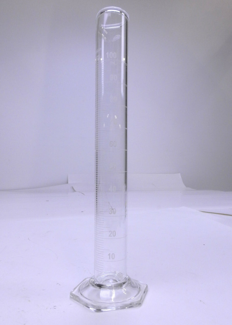 Pyrex 3024-100 Single Metric Scale Cylinder TD 100 mLw/ White Enamel Graduations