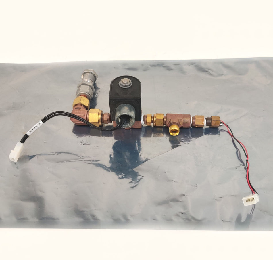 PerkinElmer Sciex ELAN Parker Solenoid Valve 24VDC 10W 1/8 Orifice 125 PSI