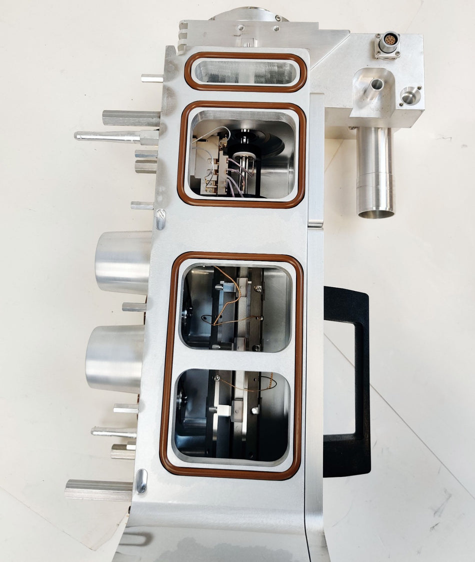 Thermo Thermo TSQ Quantum Ultra Quadripôle Q1, Q3 et Q2 avec capillaire de transfert d'ions testé