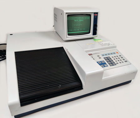 GE Akta Pharmacia LKB 2222-010 UltroScan XL Laser Desintometer w Display Monitor - 