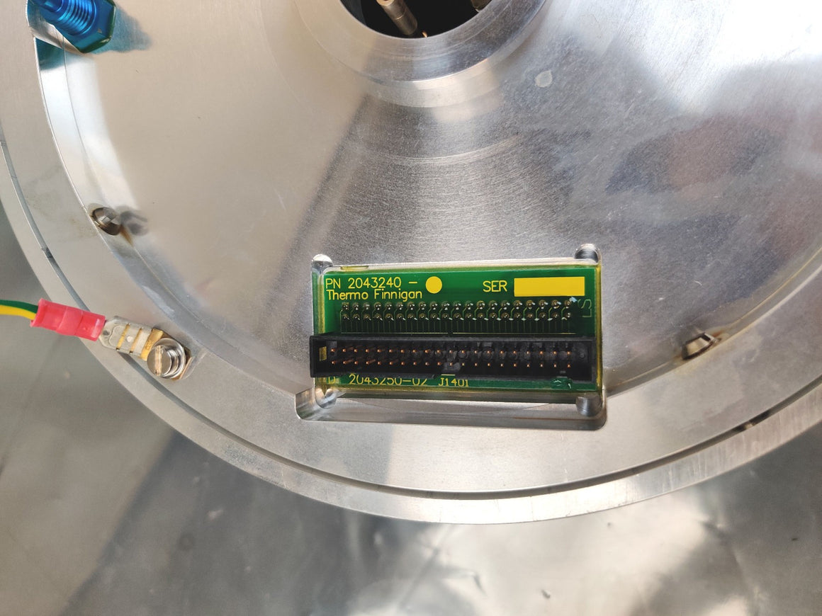 Thermo Delta Isotope Ratio IRMS 2043240 Verstärkerdeckel 2043250. Funktionsfähig