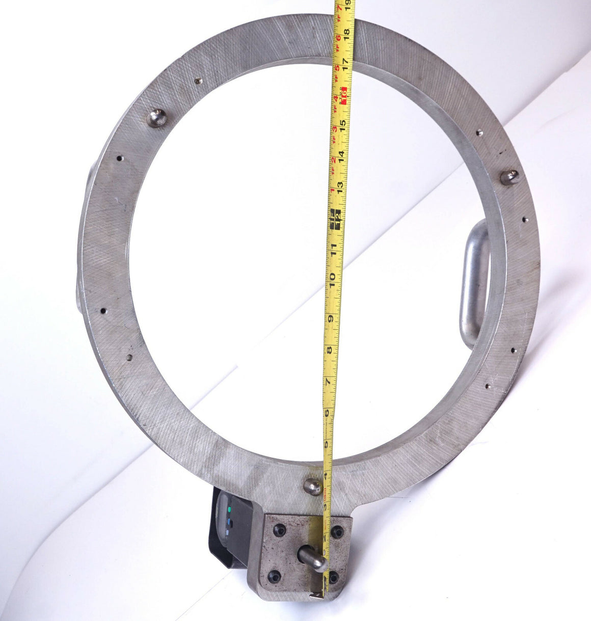 FEG 6/8"- 7/8" Shallow Diameter Offset Bore Depth Gage, 3 Point Donut Frame