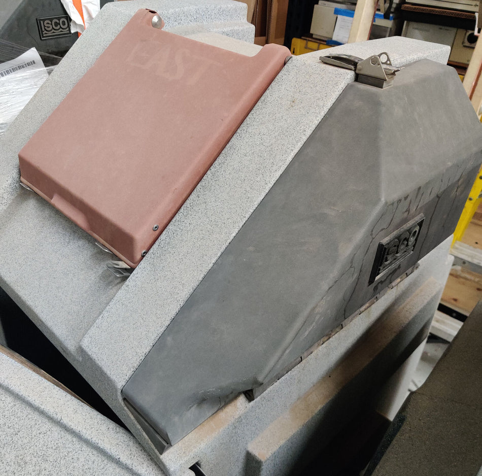 Teledyne ISCO Model 5800 Refrigerated Wastewater Composite Autosampler. Working