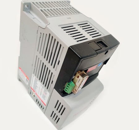 Allen Bradley 3 HP AC Drive PowerFlex 40P 22D-D6P0N104 ser A 380-480VAC MFD 2020