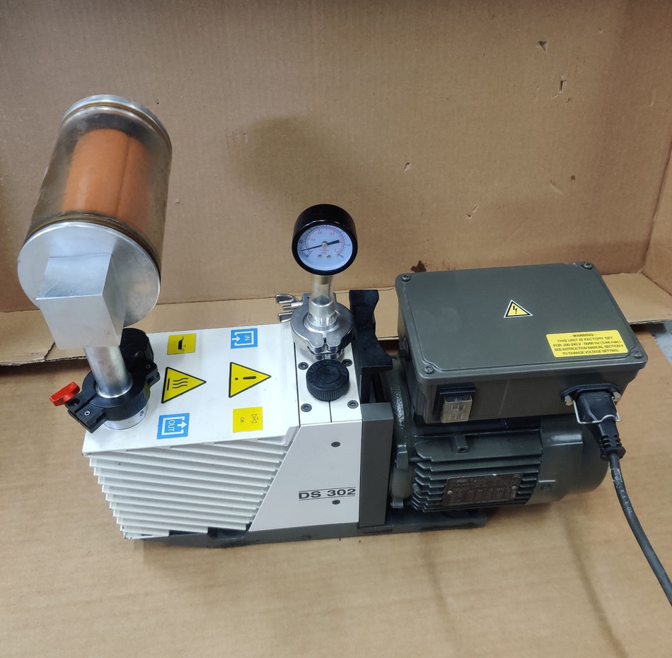 Agilent DS302 Dual Stage Rotary Vane Vacuum Pump 200-240V 1ph 8.2 cfm