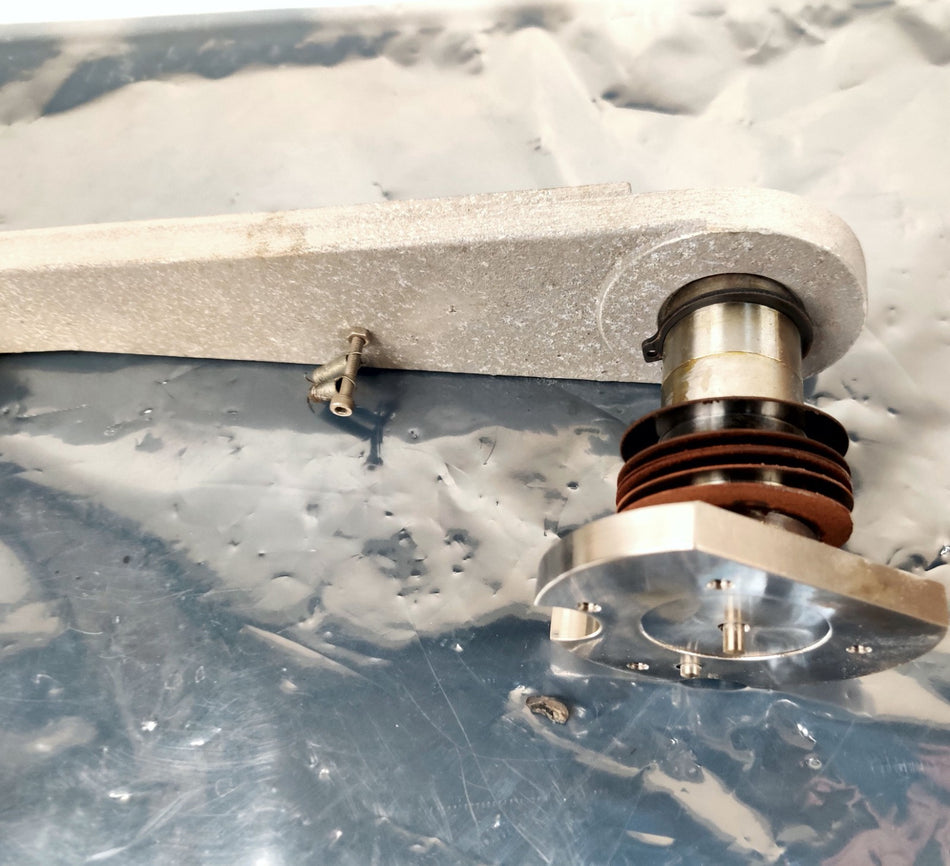 PerkinElmer Avio 500 200 ICP OES Short Arm for B081-0235 Wavelength Drive Assy