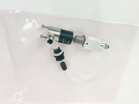 Thermo LCQ 00110-10708 Solenoid Valve Assy SS 2-Way 1/32 Gems Sensors A2211-S13