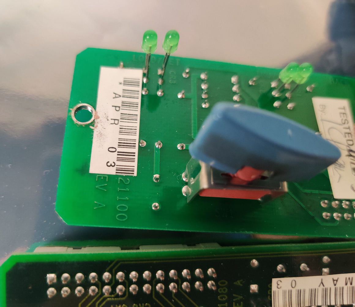 Thermo 97033-61080 PCB Front Panel w 97033-61100 Divert Valve for TSQ Quantum MS