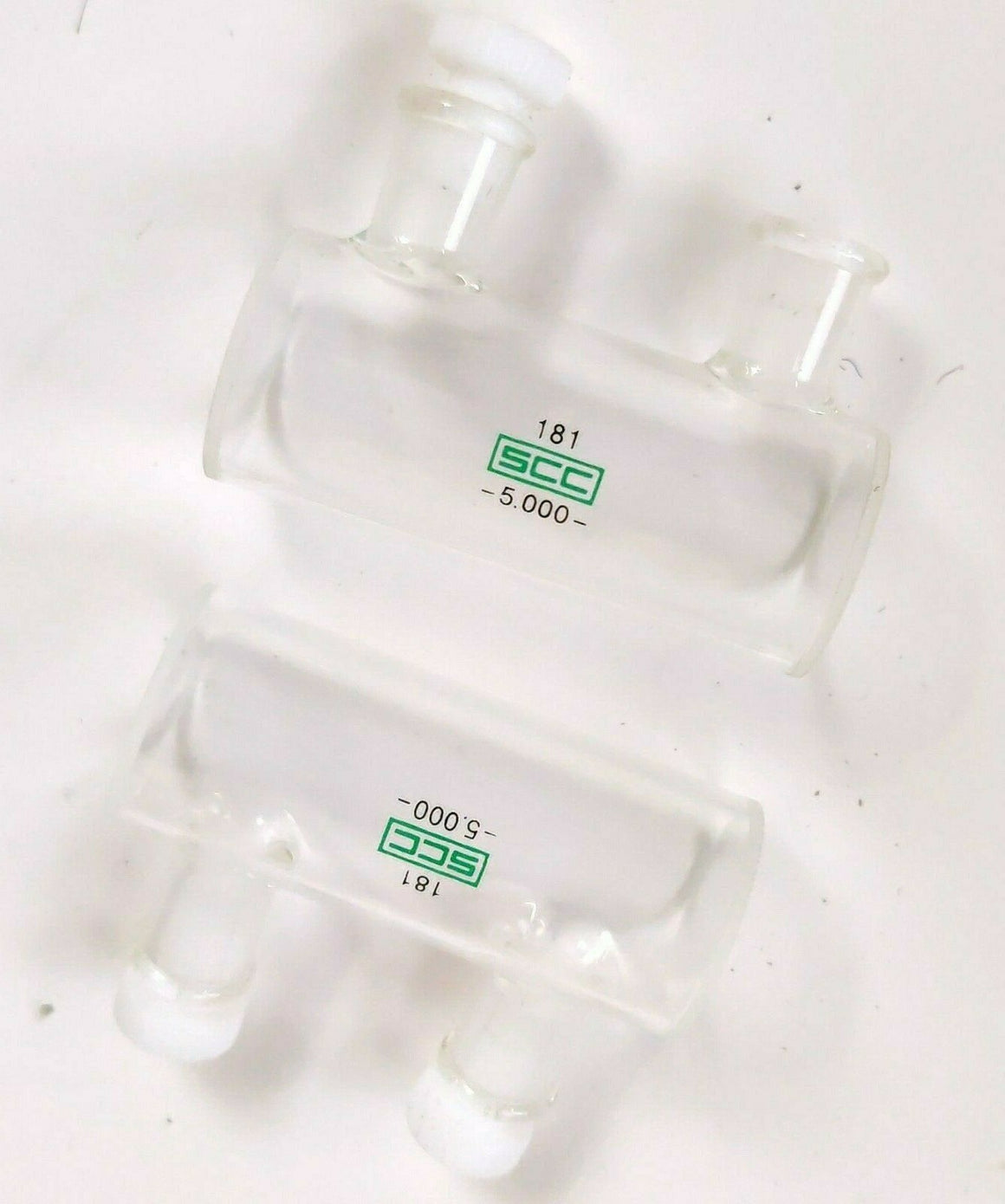 Fisher Scientific 14-385-982E Pair of Two Usable Cylindrical Cuvettes 5.000 w