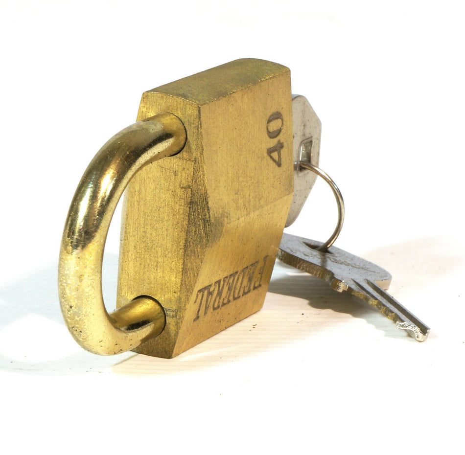 Federal Lock Co No 40 Padlock  Masterlock (40mm) Brass Heavy Duty w/ 2 keys