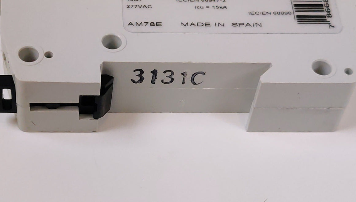 Lot of 30 Eaton C1 WMZS1C01 Miniature Circuit Breaker 1 Pole, 277VAC 48VDC 1A