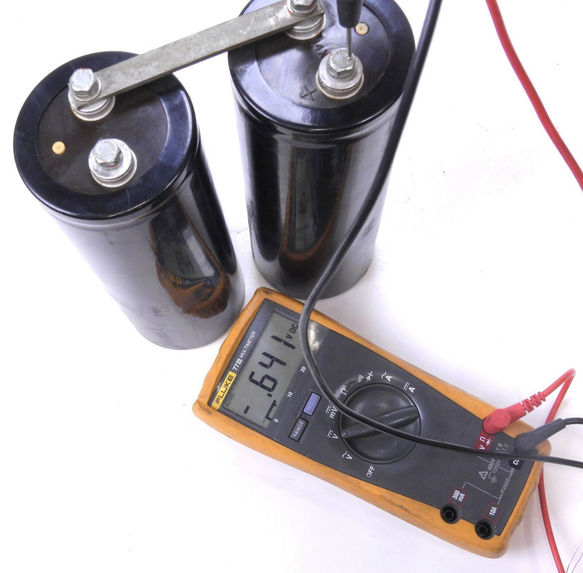 Siemens 6000uF Bank Capacitor 2x B43564-U4608-Q4 350V