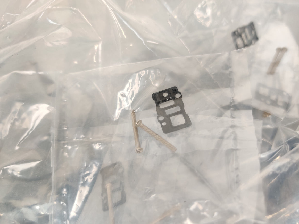 Lot of 10 SMC SYJ324-6GZ 3 Port Solenoid Valve M5 Base Mounted 24VDC 0.15-0.7MPa
