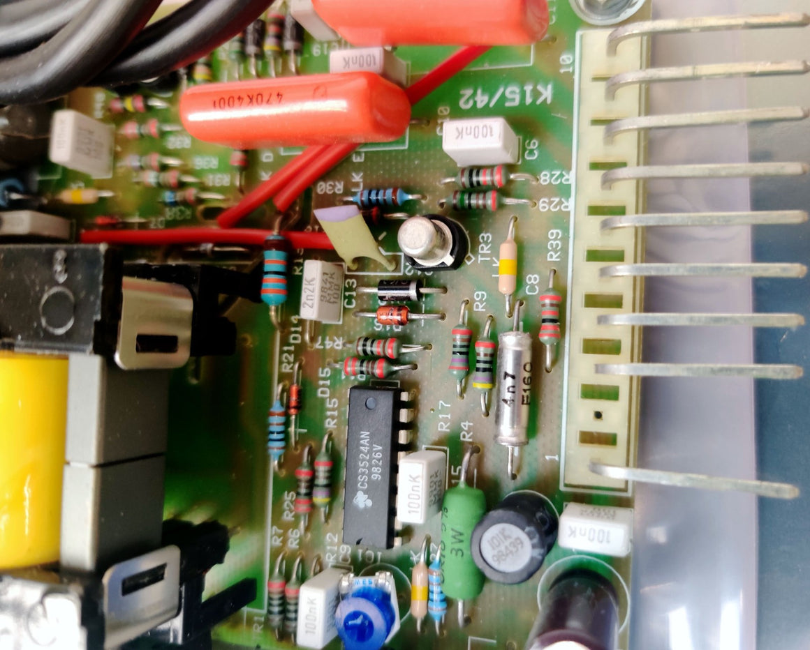 ThermoQuest Finnigan Trace MS Power Supply Module w Cables. Working