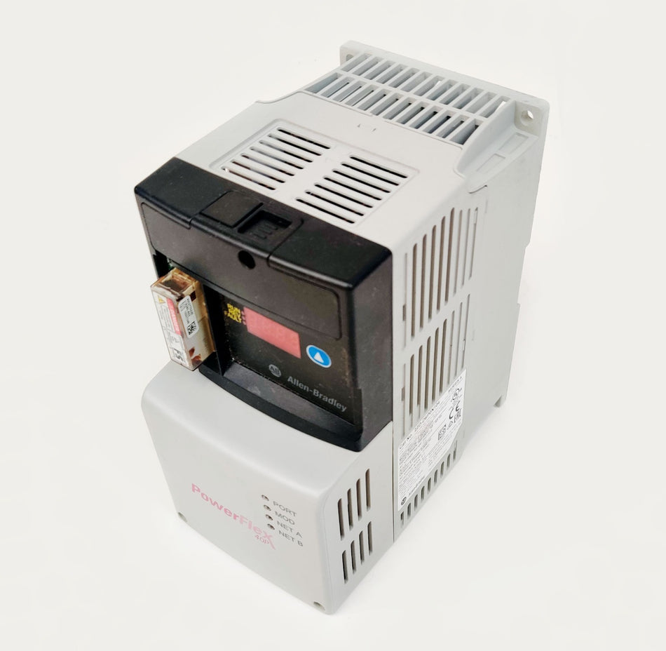 Allen Bradley 3 HP AC Drive PowerFlex 40P 22D-D6P0N104 ser A 380-480VAC MFD 2020