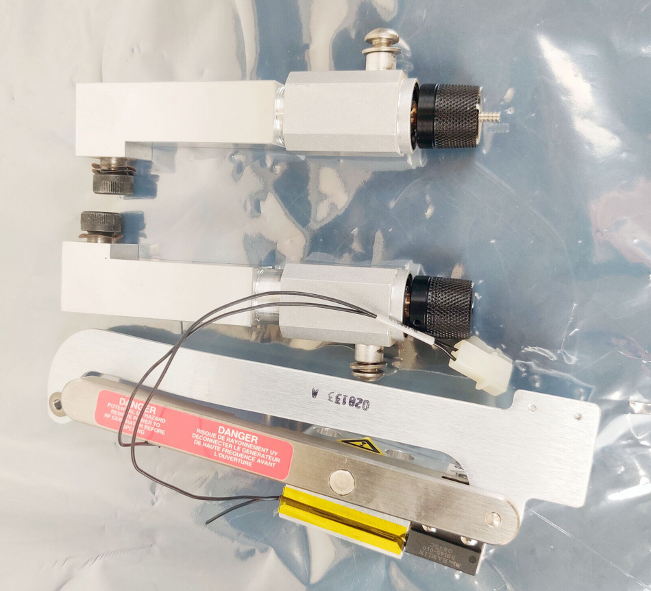 PerkinElmer PerkinElmer Sciex Elan 9000 ICP-MS Slide Latch Assy 019553 with X & Y Adjust Scr