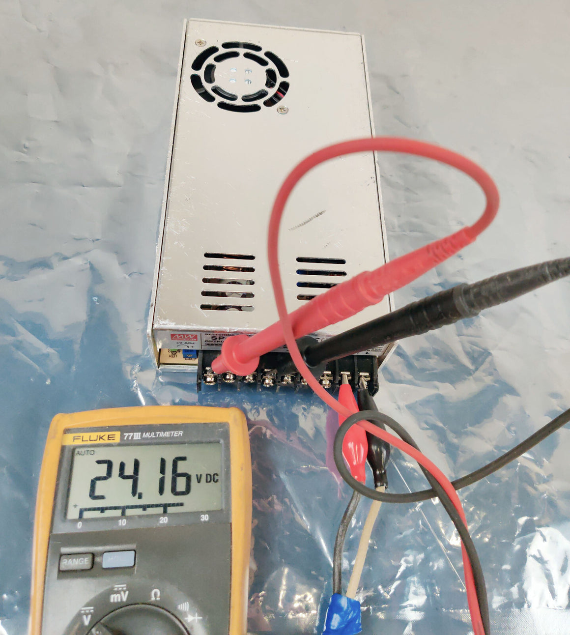 Mean Well SP-320-24 300W Power Supply 24V 13A 100-240VAC 60hz Tested