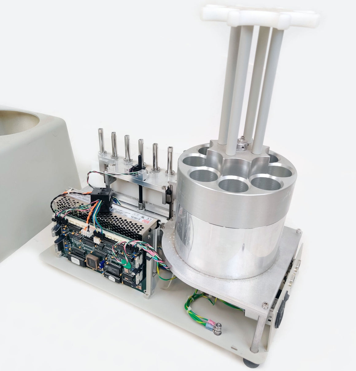 Varian VK7010 Dissolution Sampling Station VK 808 Filter Charger 8 Positions