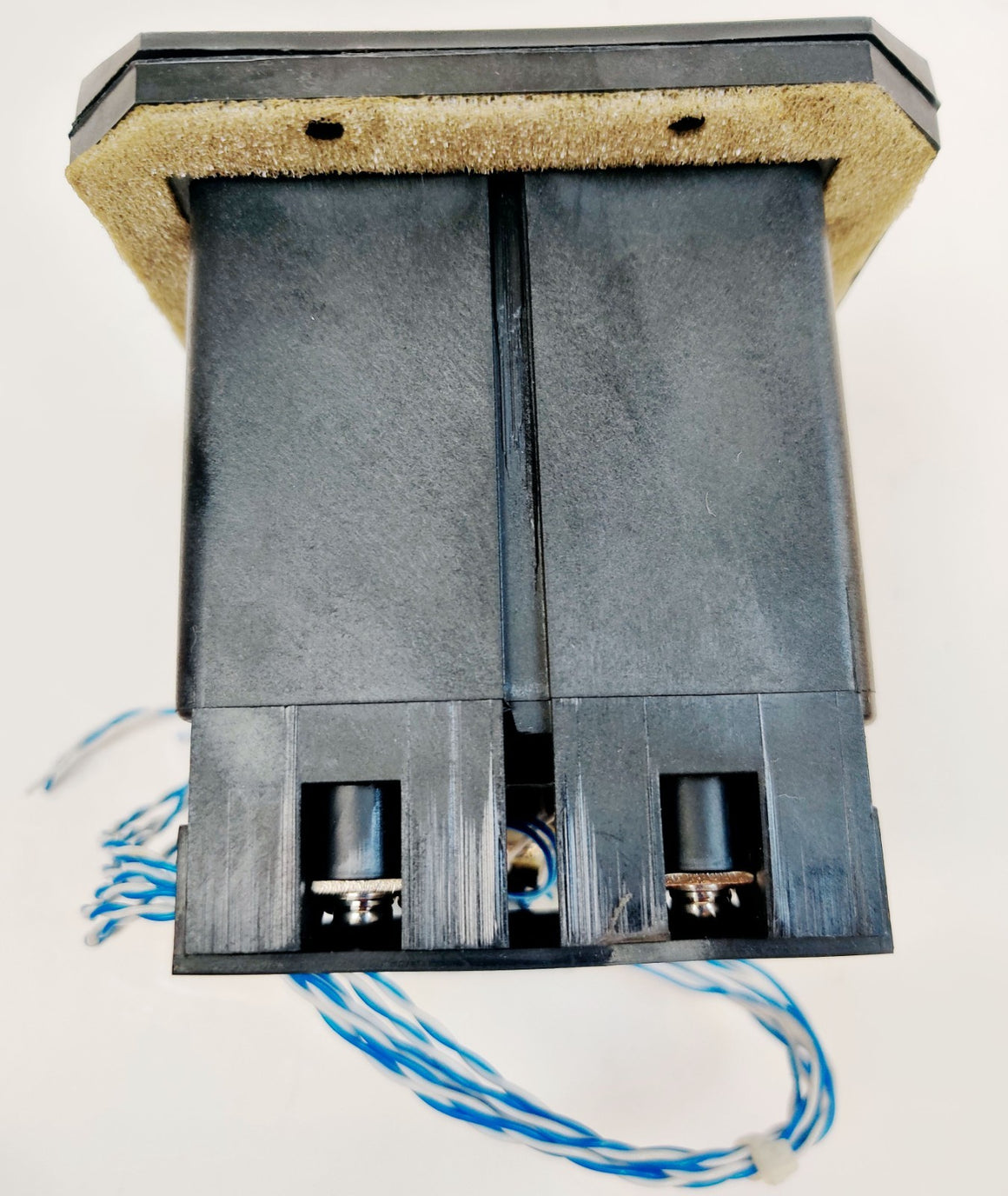 Fanuc AM1 Battery Holder LR20 1.5V Robot LR Mate 200iB Tested