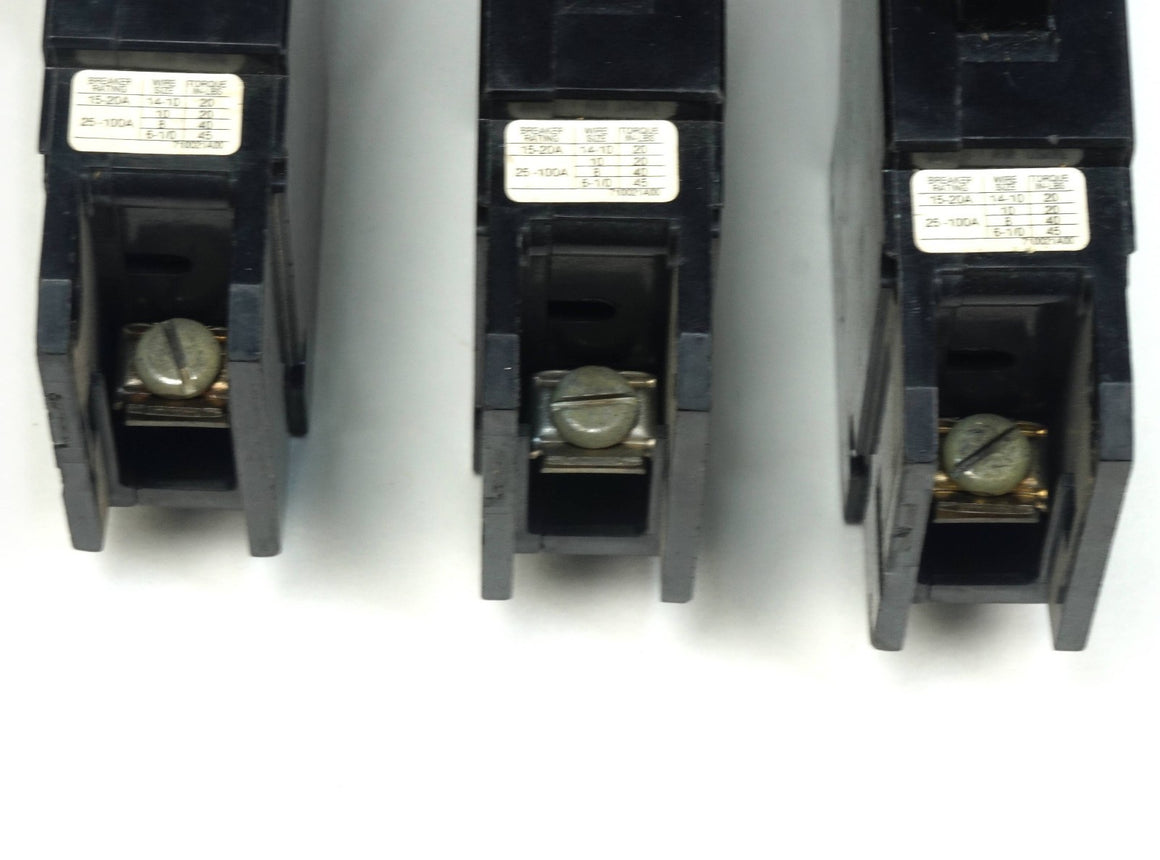 Lot of 3 Siemens BQCH1B015 Bolt-On Circuit Breaker 1 Pole 15 Amp 277VAC