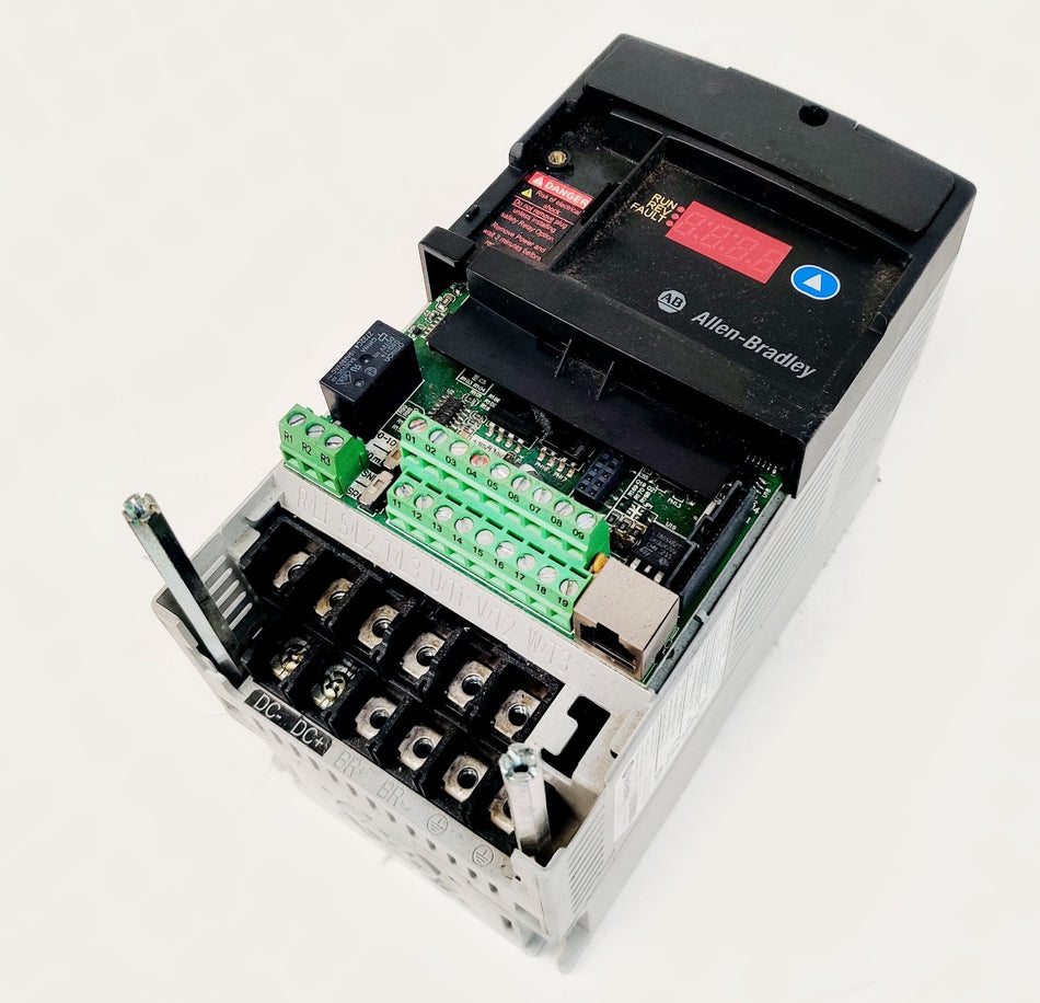 Allen Bradley PowerFlex 40P 0.5HP VFD 480V 22D-D1P4N104 ser A