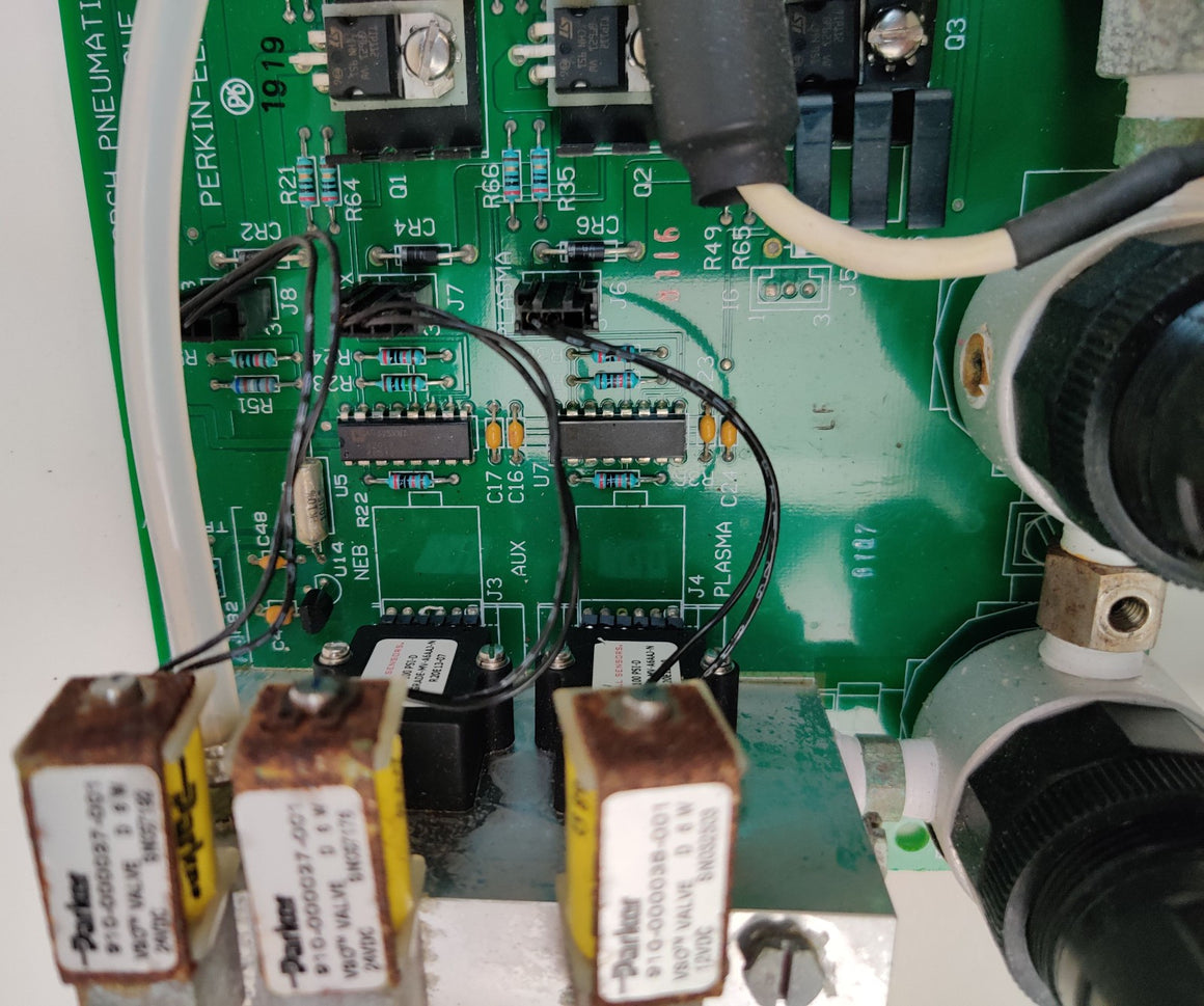 PerkinElmer N0779524 issue H RF Torch Pneumatics PCB w SMC PFM510-N01-1 Sensor
