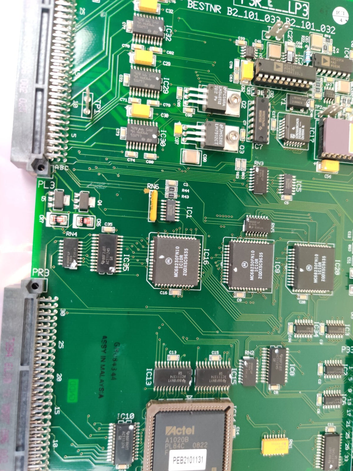 Perkin Elmer Polarimeter 341 PCB 3 I/O Board B2-101-033 B2101-032