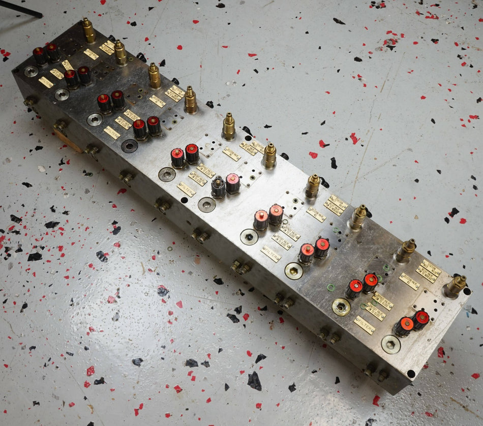 Generic Bosch Rexroth Hydraulic Manifold 4000 PSI 10 Valves 2/3 Way M-3SE6 45"x9"x5"