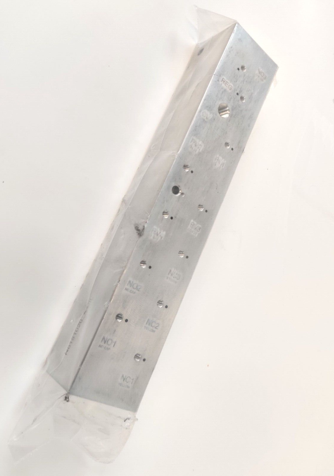 PerkinElmer Nexion 1000 N8151020 Manifold for use with N8159054 Gama Argon Board