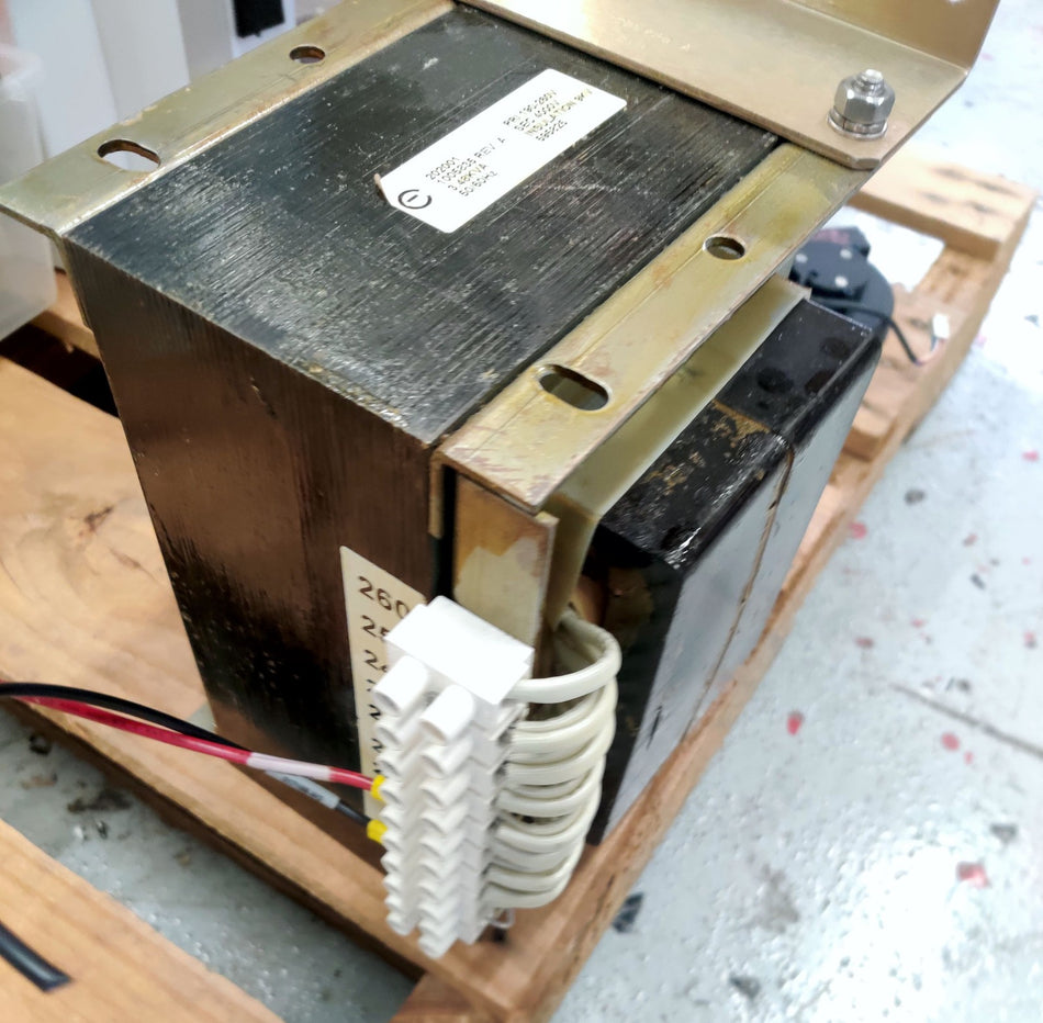 PerkinElmer WE016561 XFMR-ICP RF GEN Transformer 240V@4000V ElAN 9000 6100 DRC