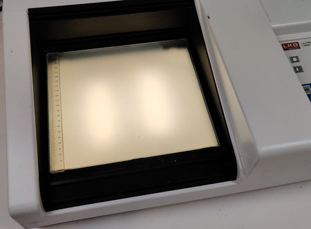 GE Akta Pharmacia LKB 2222-010 UltroScan XL Laser Desintometer w Display Monitor - 